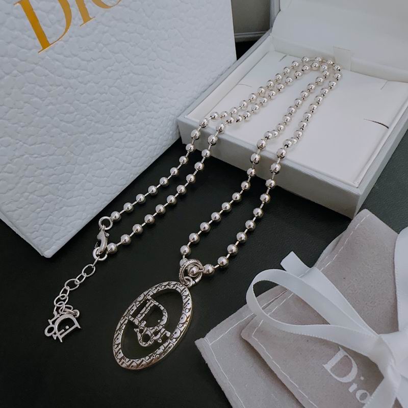 Dior Necklace 04lyr161 (1)